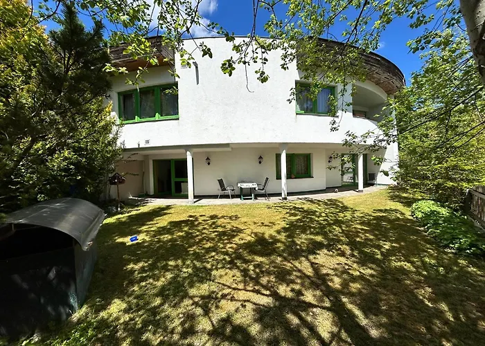 Aaron Зефельд-ін-Тіроль